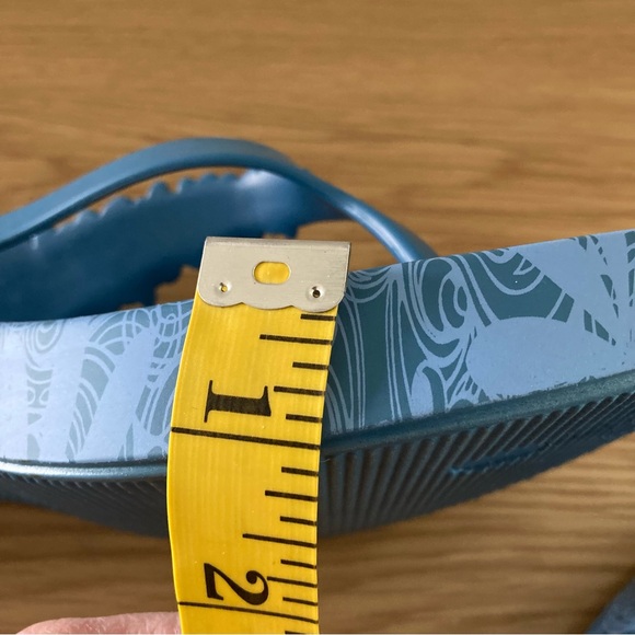 Ipanema by Gisele Bundchen Size 10 Thong Sandals - NWOT - Picture 7 of 8